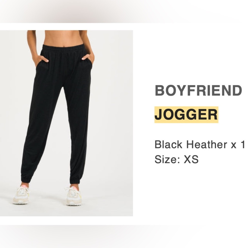 Vuori Women’s Boyfriend Joggers